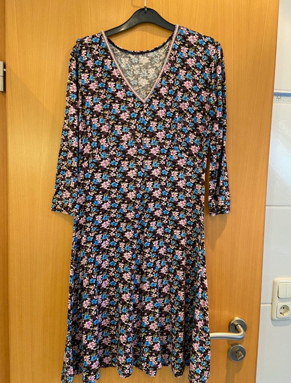 Kleid lila/grau