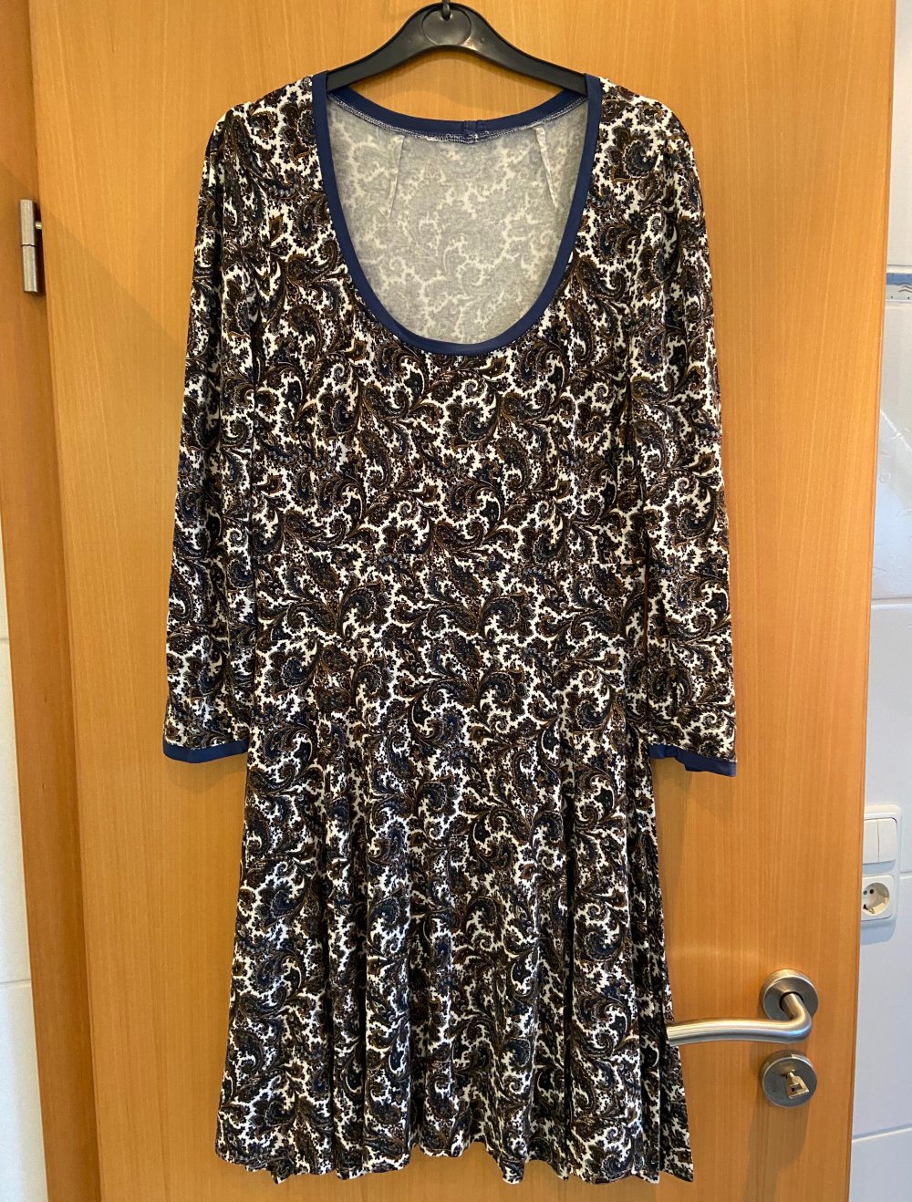 Kleid braun