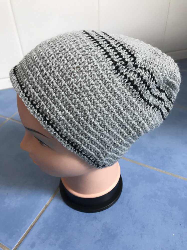 Mütze Beanie neu grau/schwarz