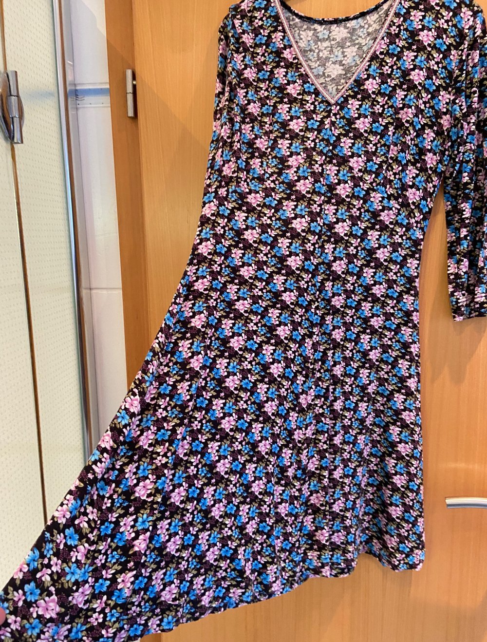 Kleid lila/grau