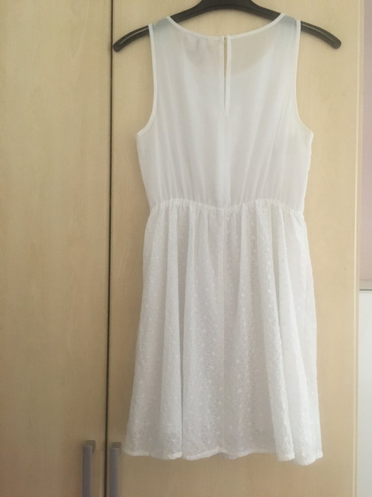 Sommerkleid weiß ärmellos Gr. 36