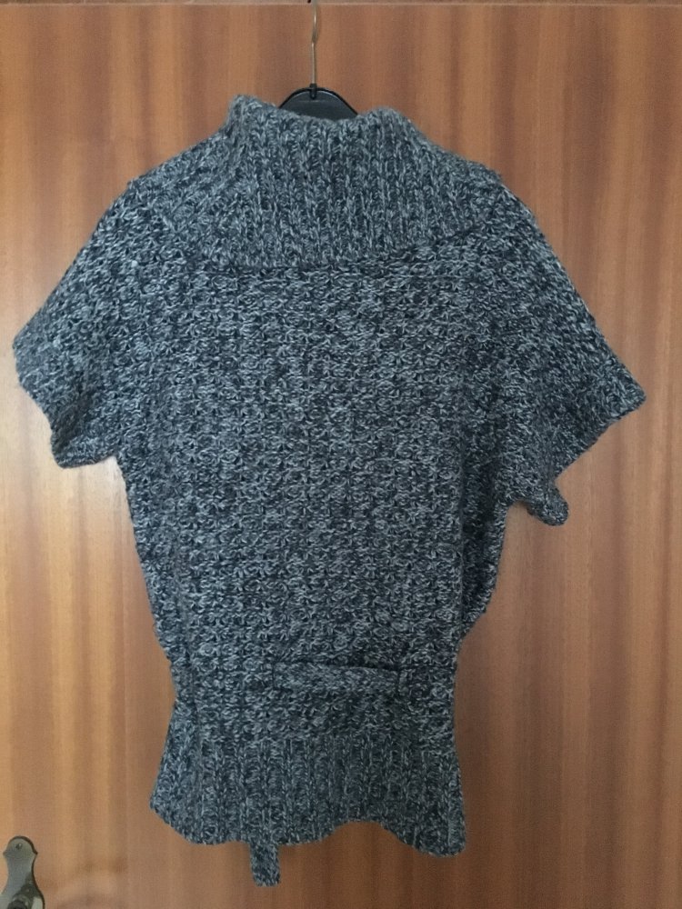 Sehr warmer Damen Strick Pullunder Gr. S