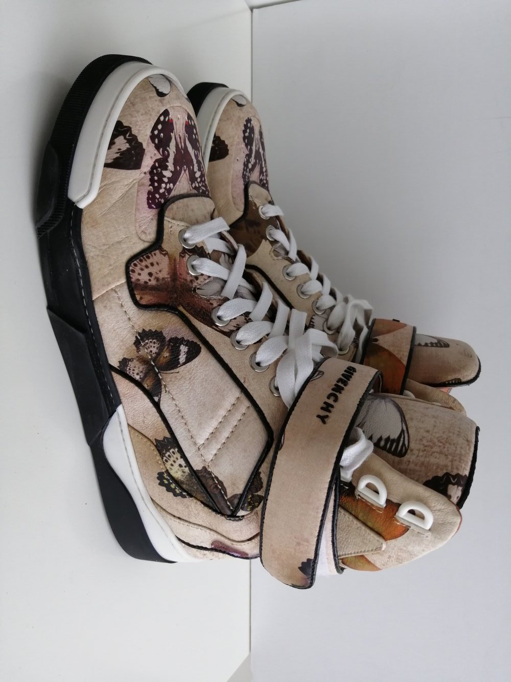 Givenchy sneakers 36