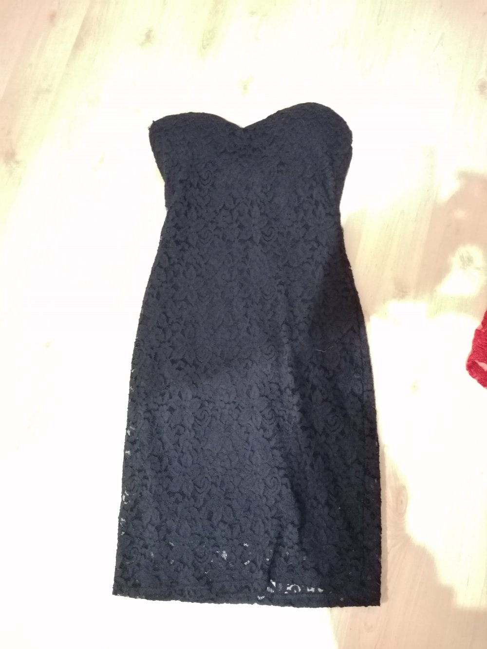 Schwarzes Abendkleid