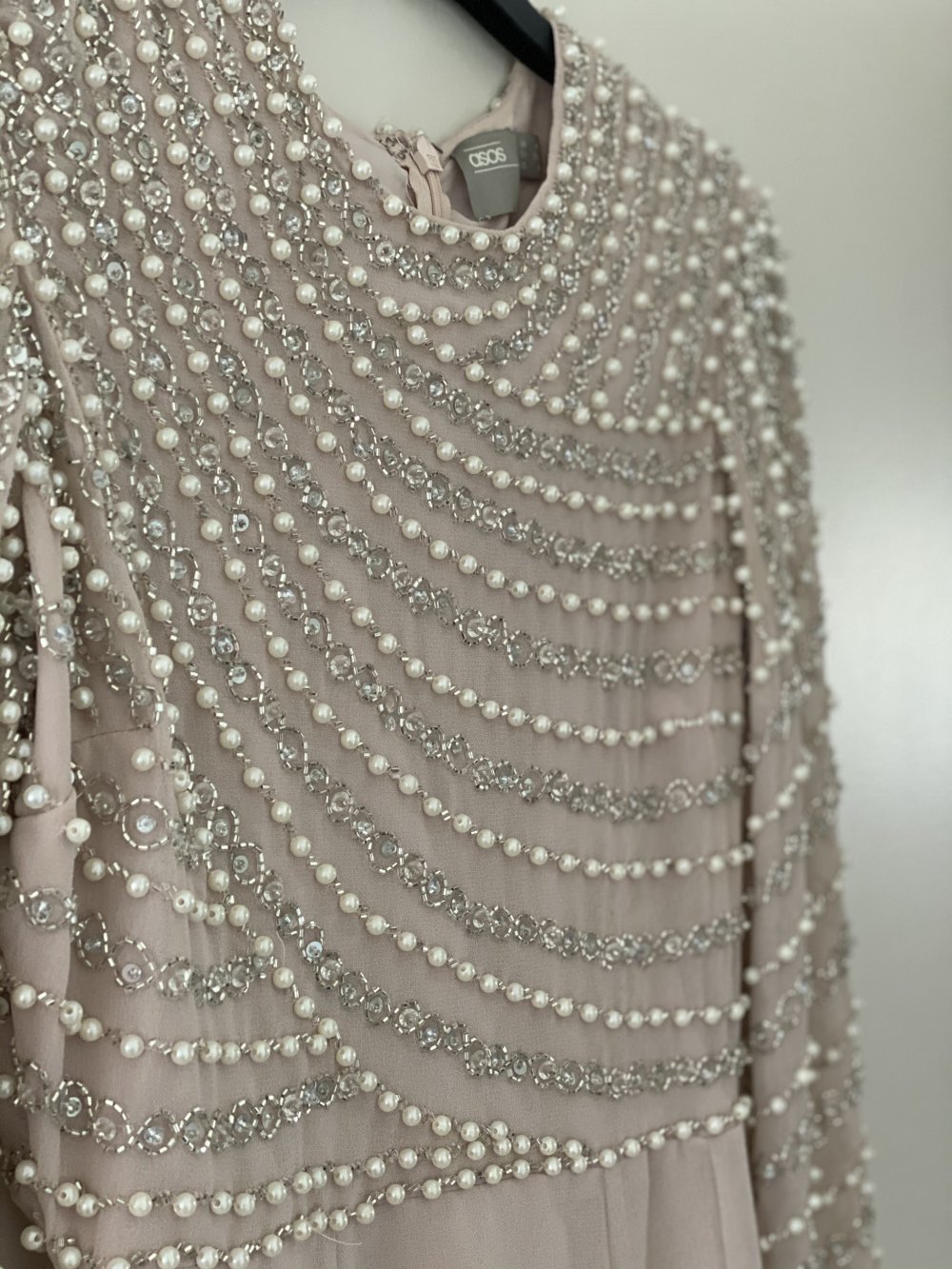 Abendkleid Mit Perlen 