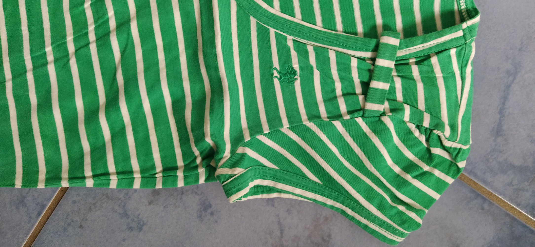 Leichtes T-Shirt 