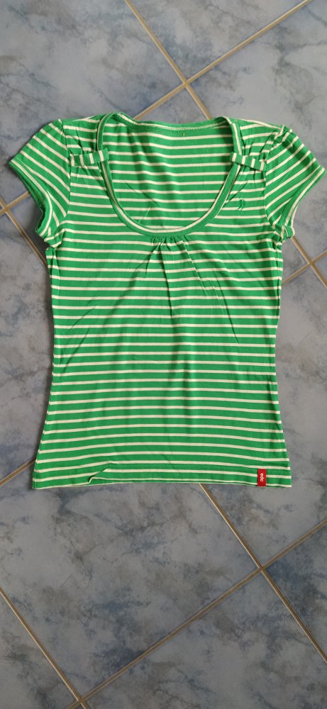 Leichtes T-Shirt 