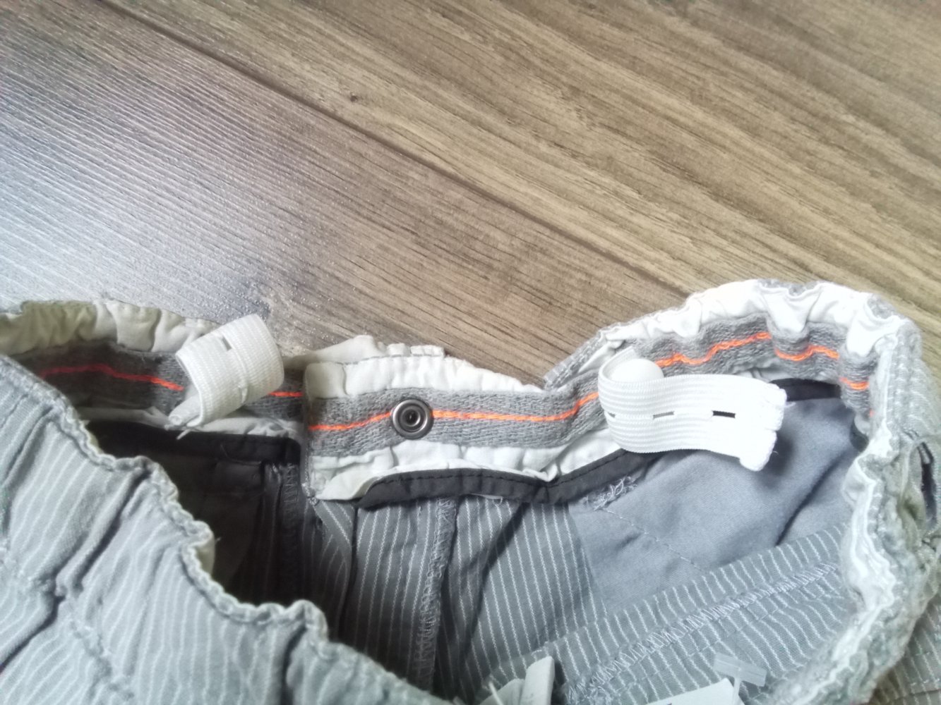 Kurze Hose grau weiß gestreift 6 Jahre 114cm 100% Baumwolle