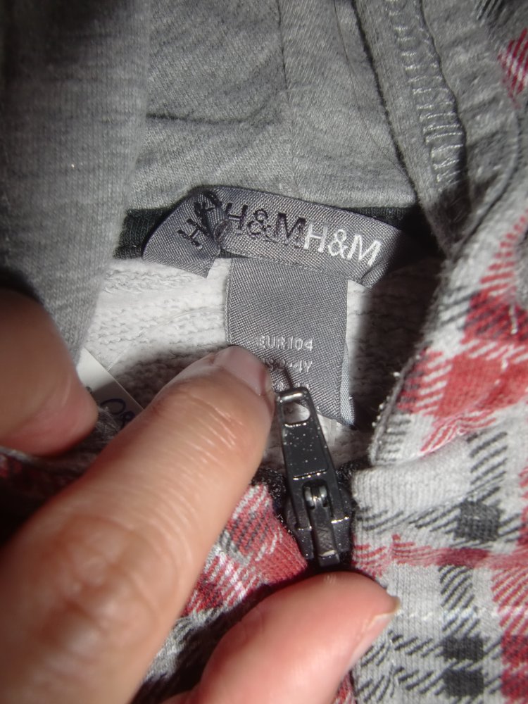Sweatjacke Cardigan H&M 104 kariert grau rot