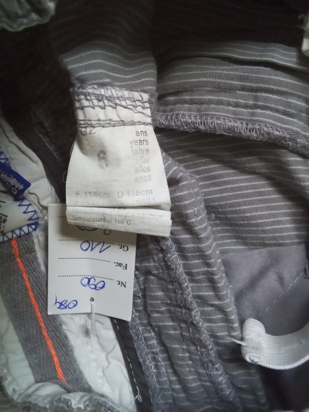 Kurze Hose grau weiß gestreift 6 Jahre 114cm 100% Baumwolle