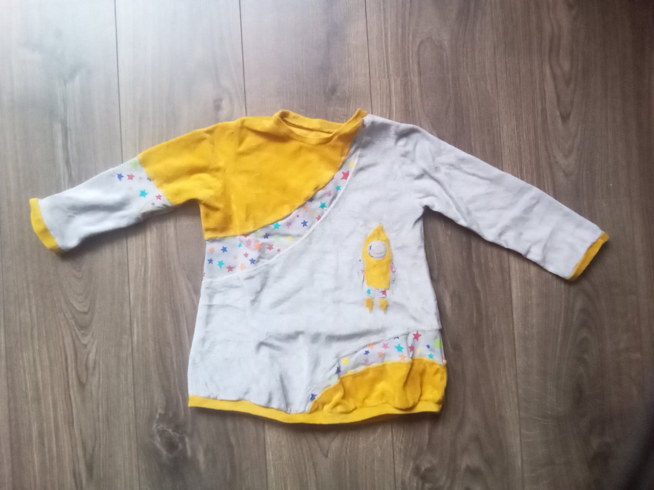 Pullover Pulli handmade nicki grau senf Rakete 116