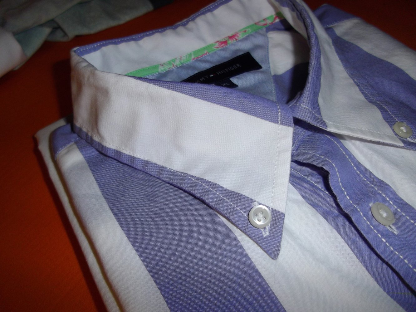 Tommy Hilfiger 100% Cotton Hemd lila und weiße Blockstreifen in Gr.XL