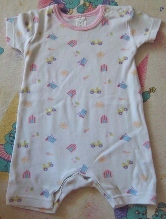 Schöner kurzer Jumpsuit von Bruin Wie Neu 0- 3 Monate