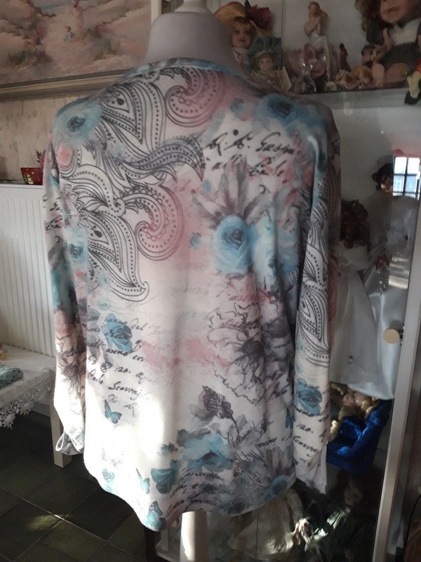 Pulli mit Glitzersteinchen 
