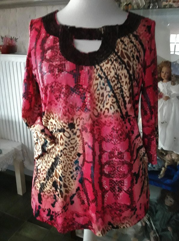 Blusenshirt mit Pailletten 3/4 Arm 