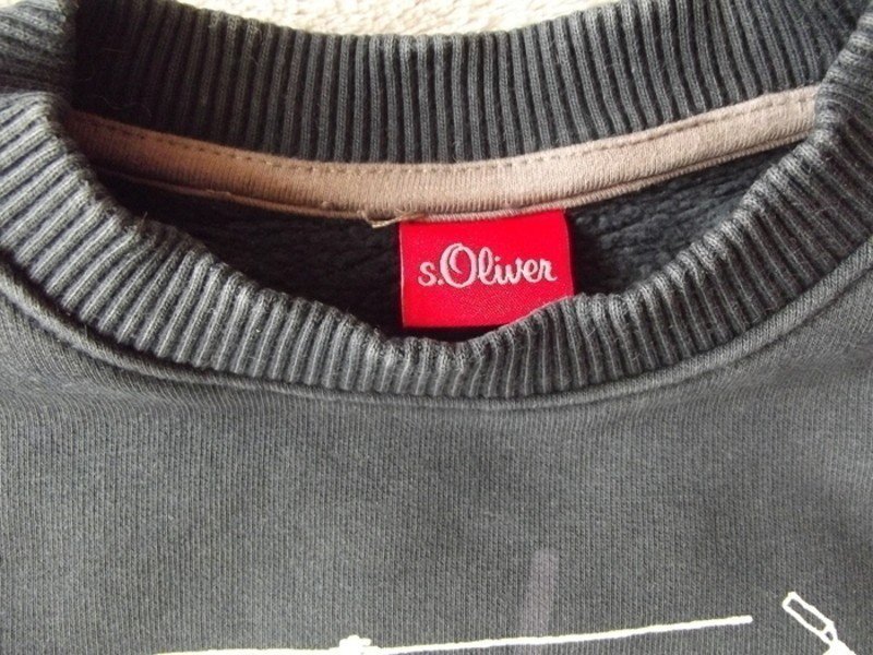 Schöner Pulli von s. Oliver Gr. 92/98 