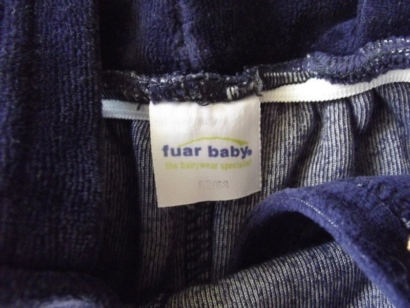 Süße Nicki Schlupfhose mit Trägern von Baby Walz