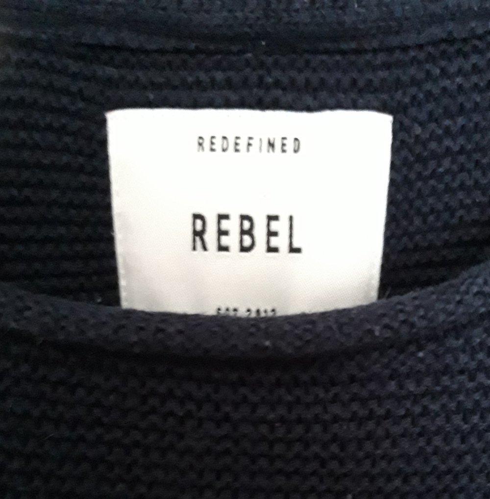 Strickpulli von Rebel