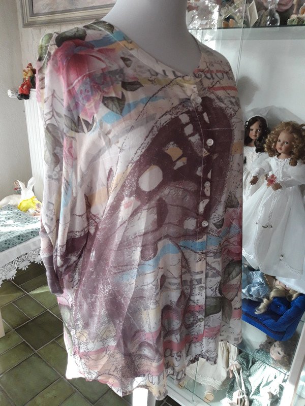 Schöne bunte leichte Bluse mit Glitzersteinchen