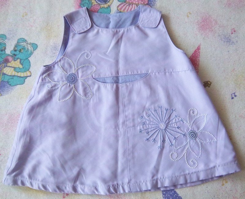 Schönes Kleidchen von Boot Baby Mode aus England 
