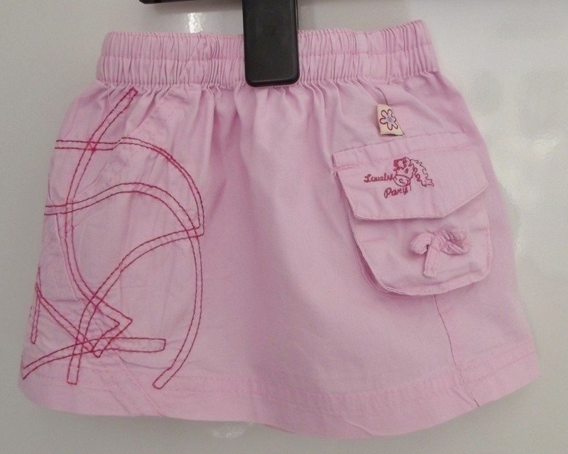 Sehr süßes rosa Röckchen 