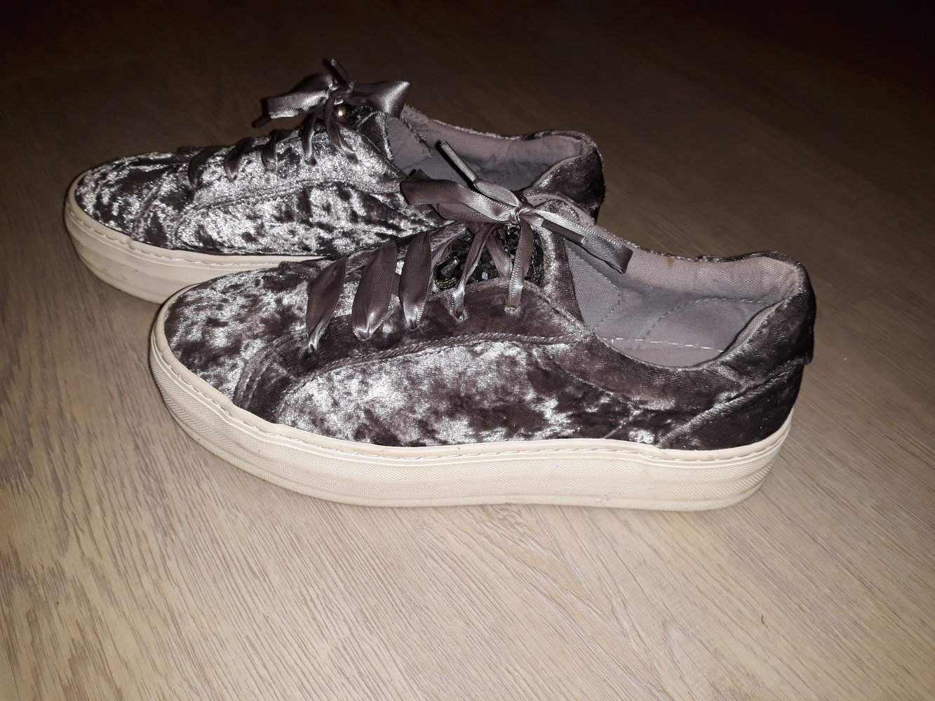 Hohe Schuhe von Graceland 