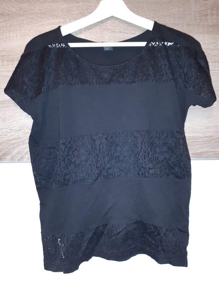 Schwarzes Shirt 