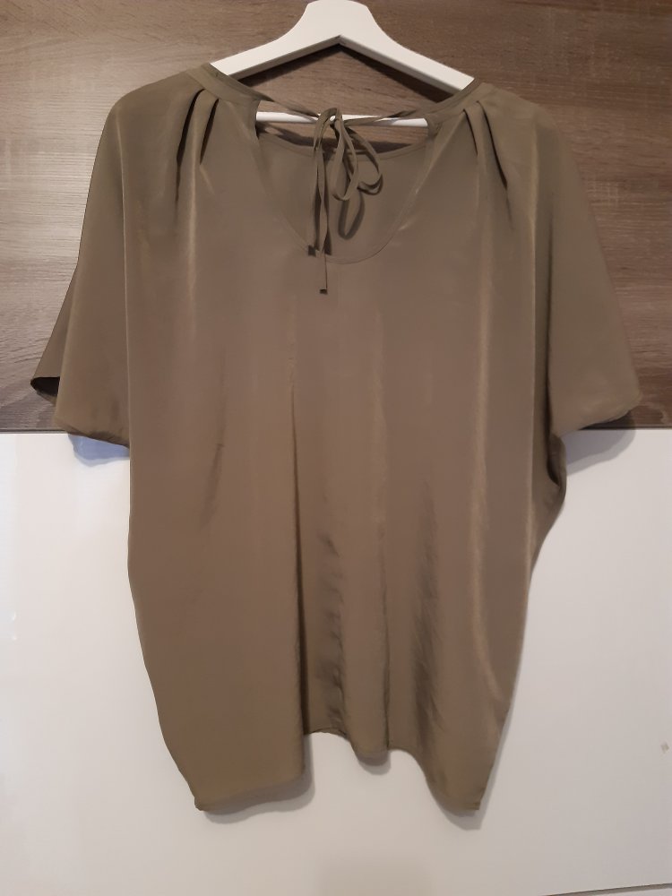 Kurzarmige Bluse 