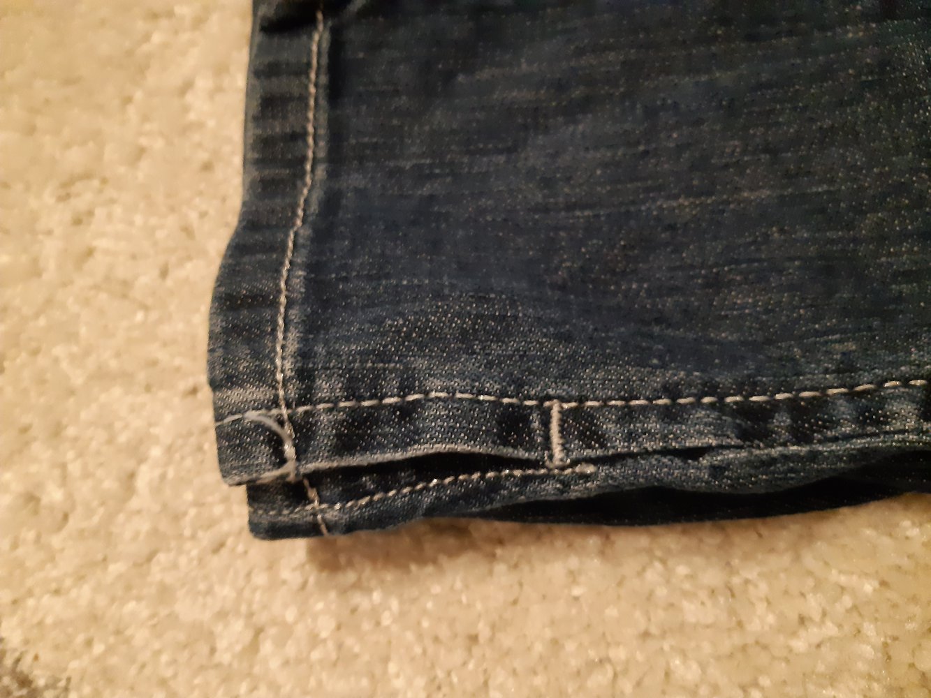 Dunkelblaue Hose DC