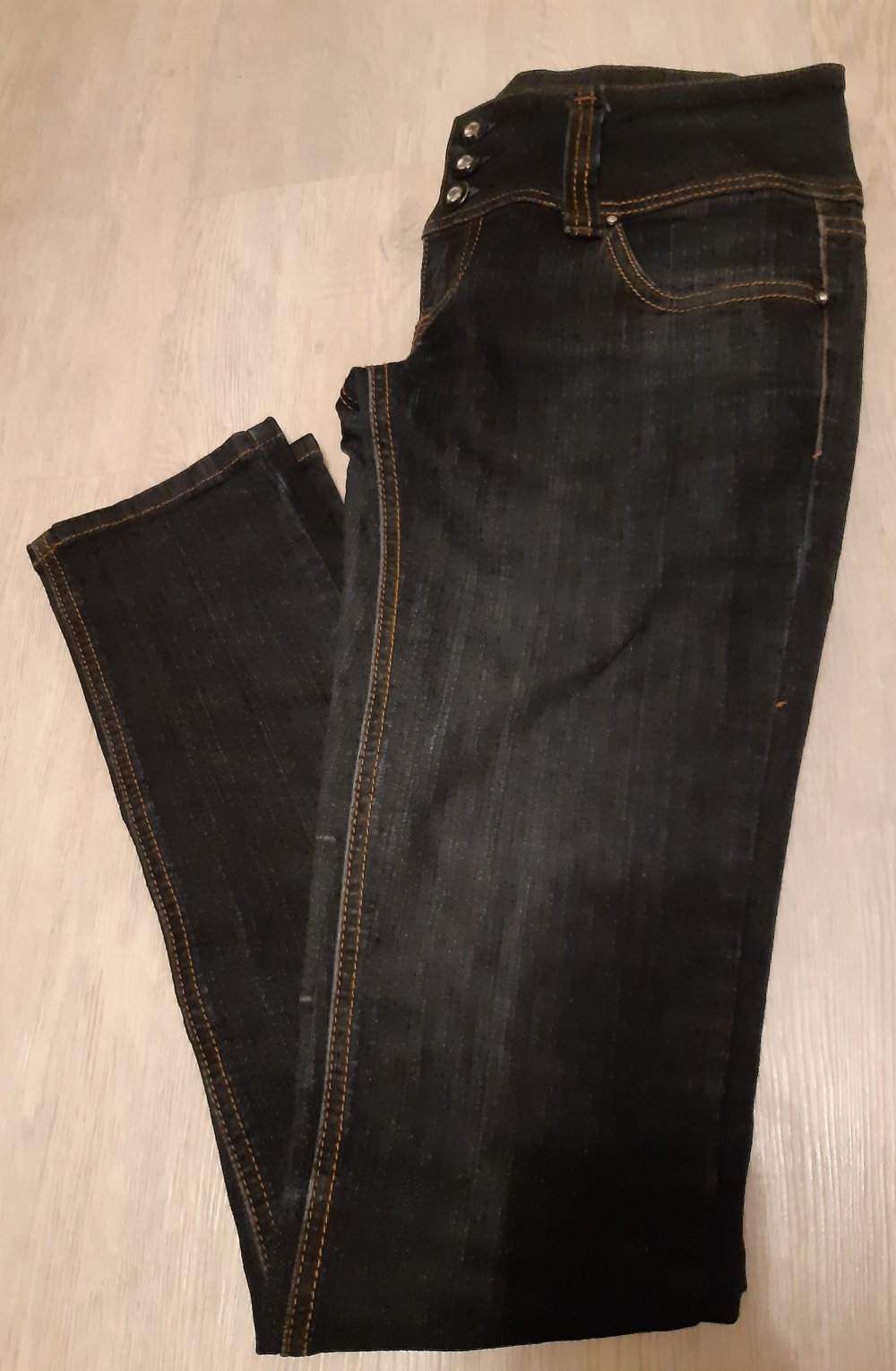 Dunkelblaue Hose 
