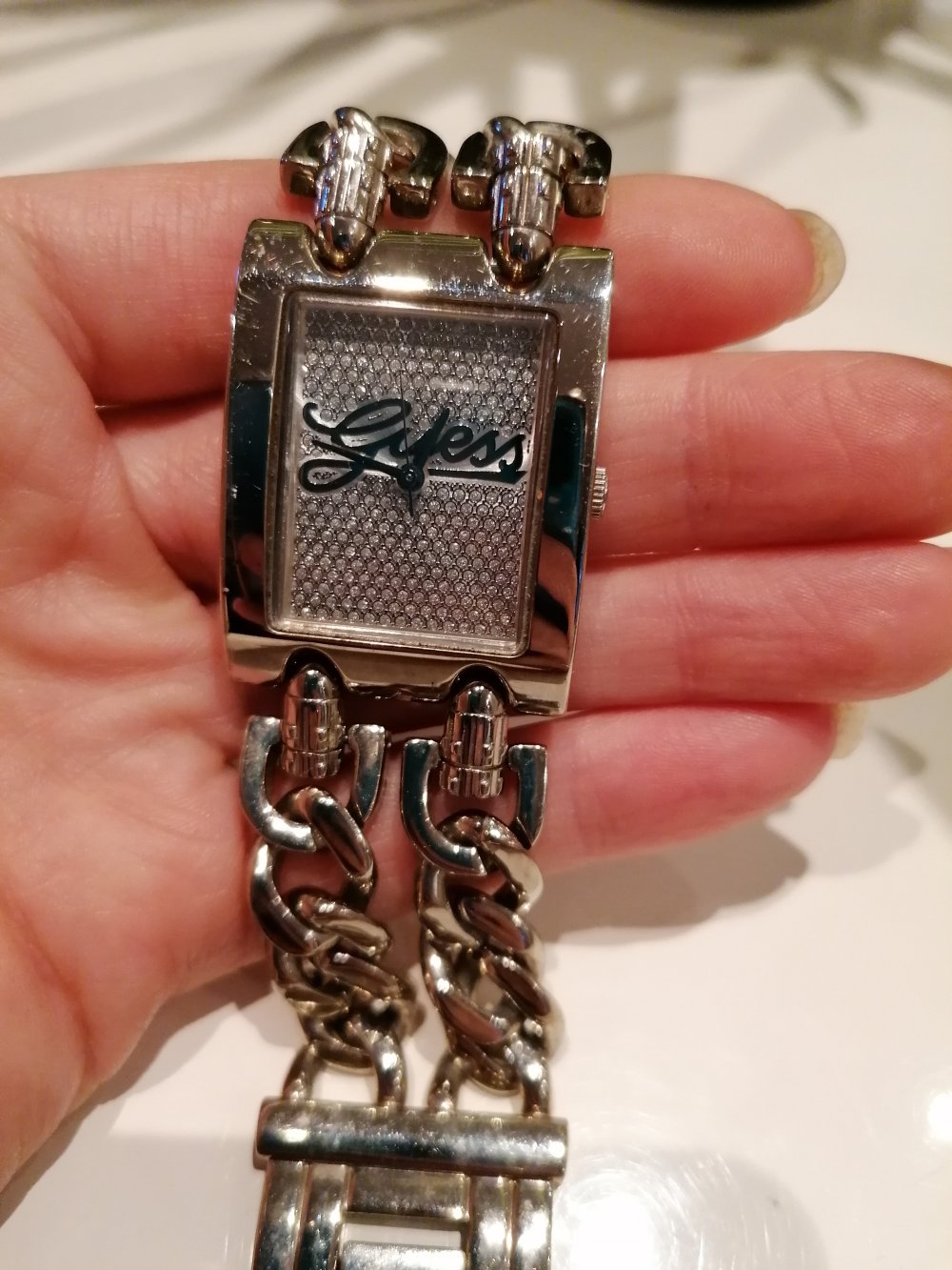 Damen Kettenuhr von guess