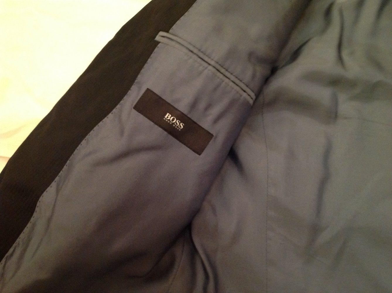 Klassischer Anzug Hugo Boss schwarz