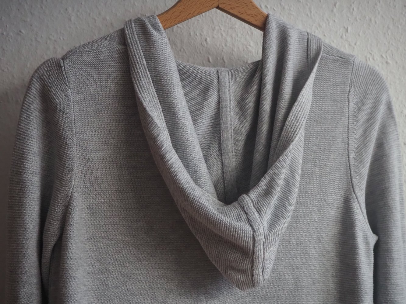leichte Strickjacke