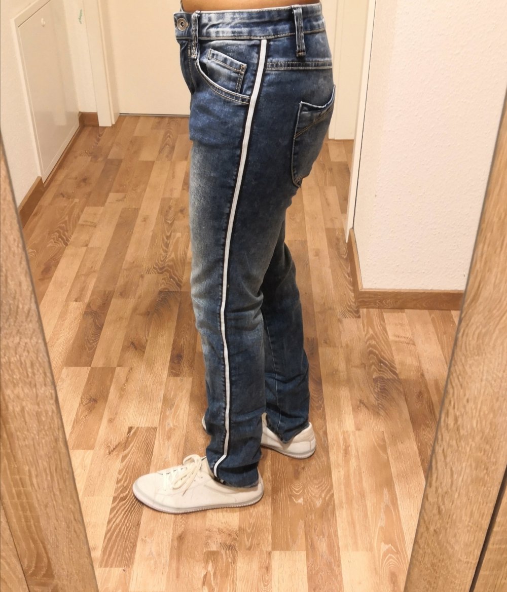 S'Oliver Denim Jeans mit seitlichen Streifen 