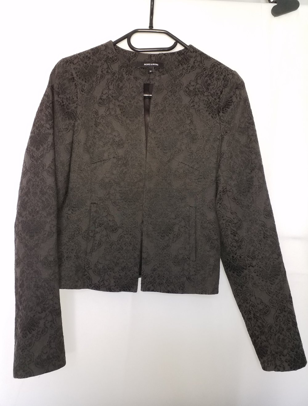 Kleid mit Jacke