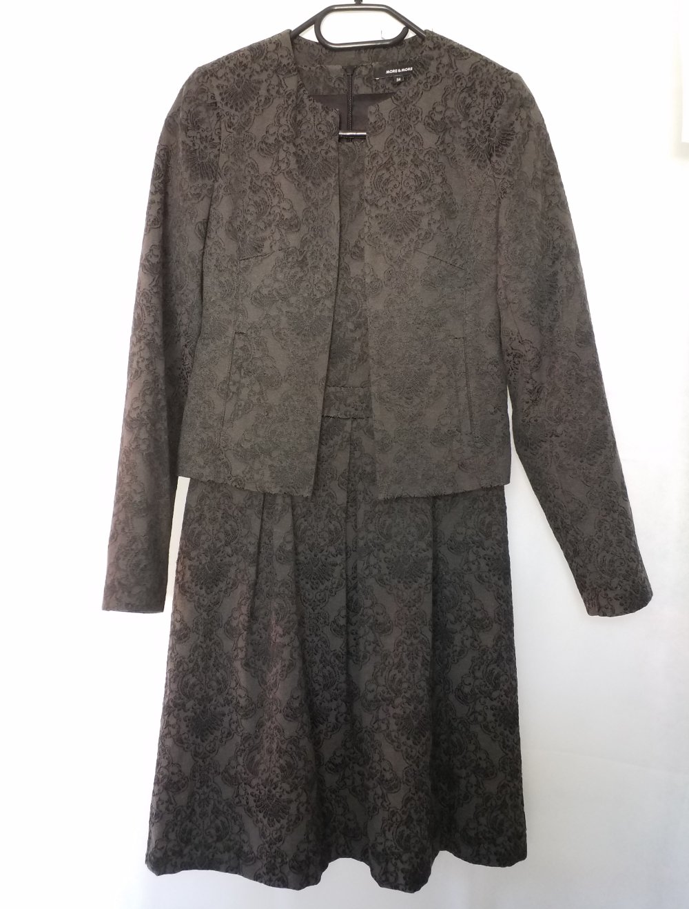 Kleid mit Jacke
