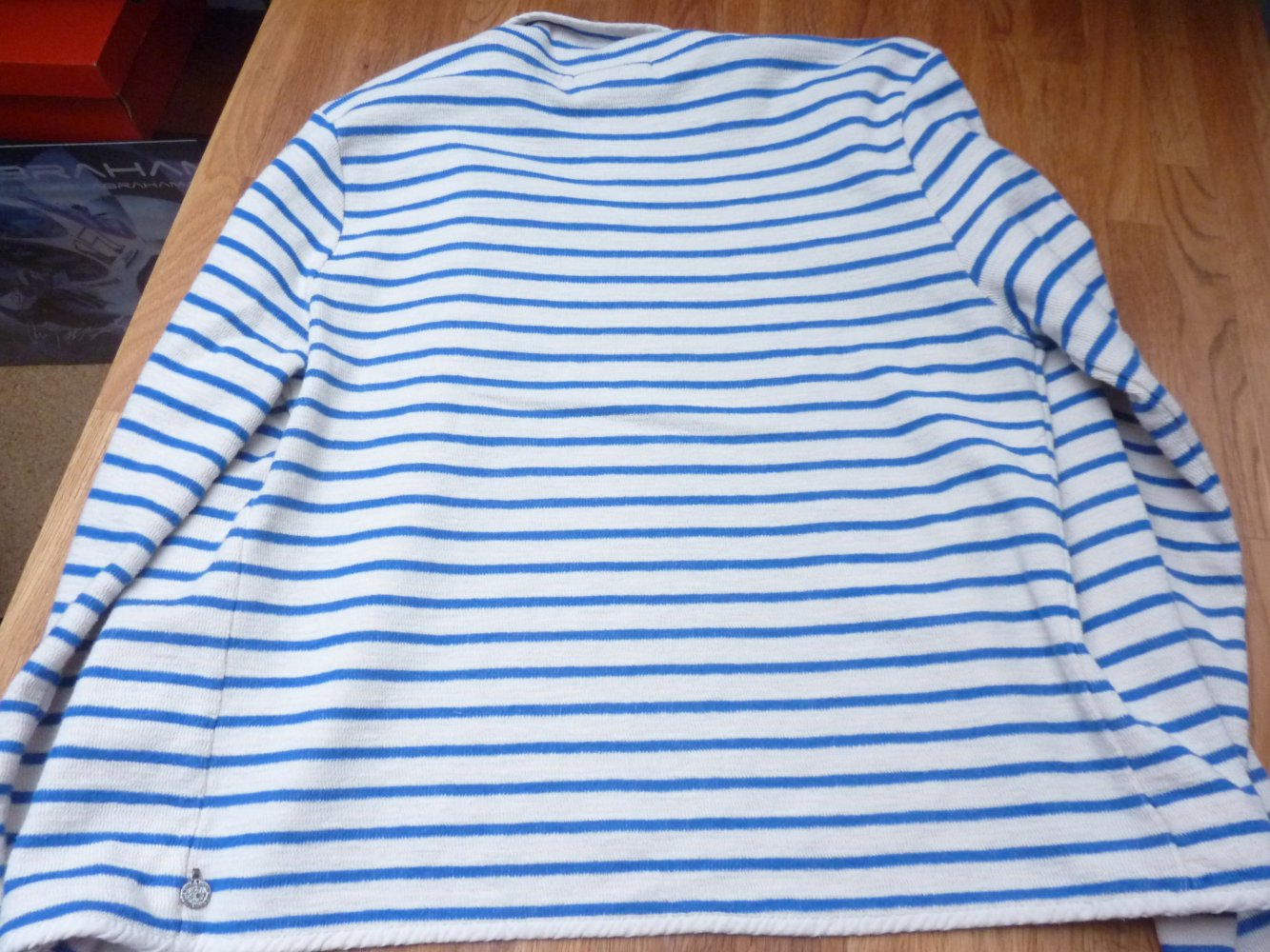 Cardigan 