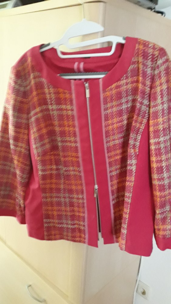 Jacke mit Dreiviertelarm
