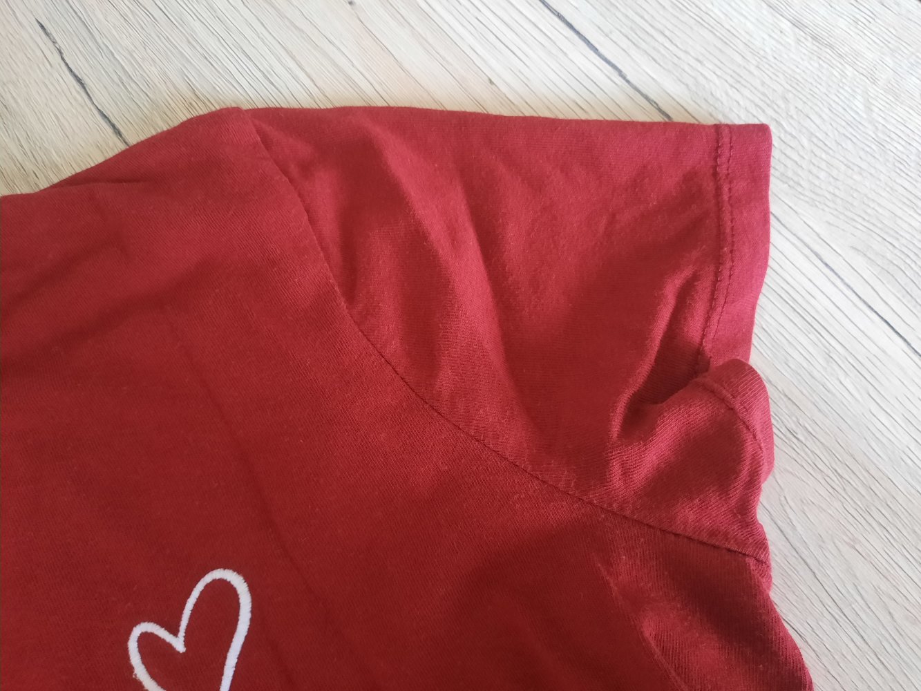 Damen T-Shirt dunkelrot Herz Gr. XS
