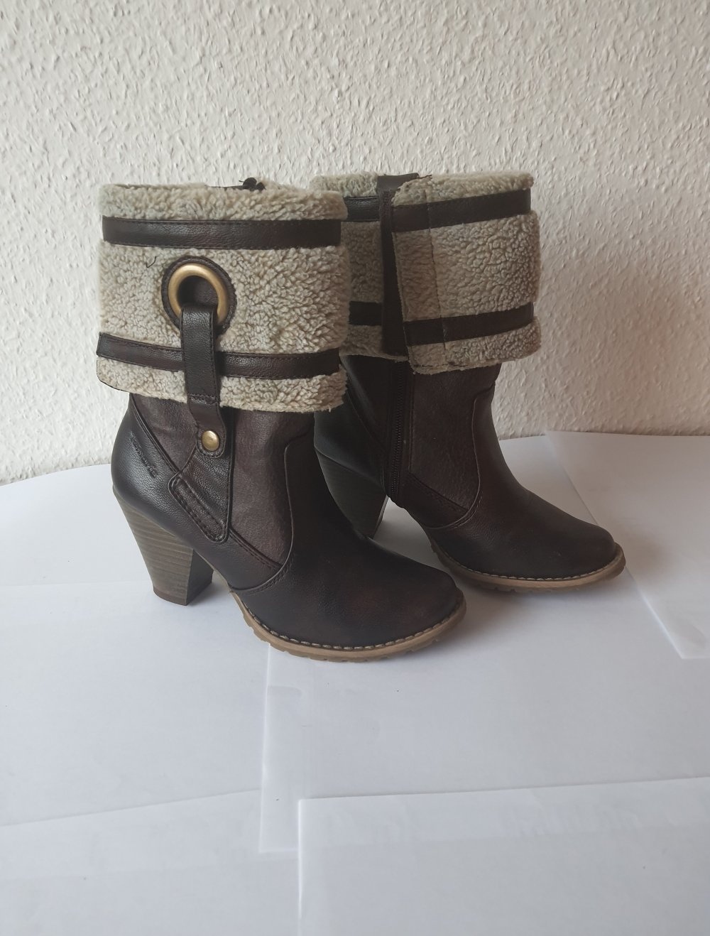 Stiefel, Gr. 36, NEU
