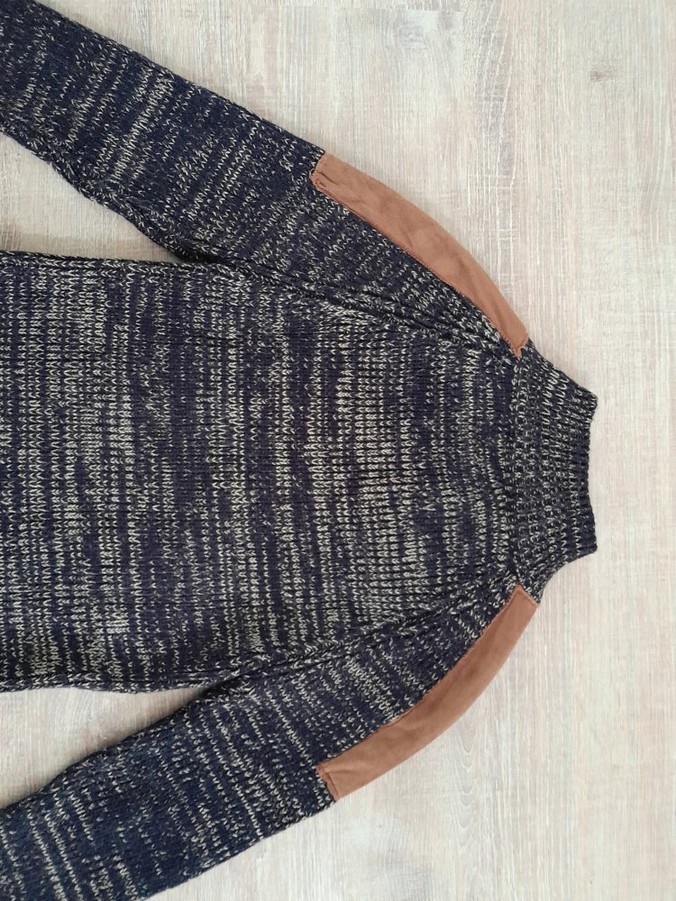 Winter Herrenpullover. Warm, dick. Gr. S. Tazz