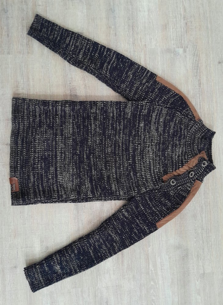 Winter Herrenpullover. Warm, dick. Gr. S. Tazz