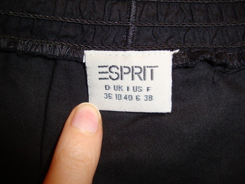 schwarzes Sommerkleid von Esprit