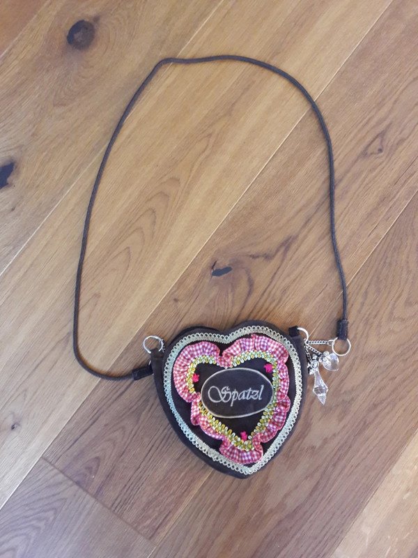 Herz Tasche Spatzl Wildleder Optik