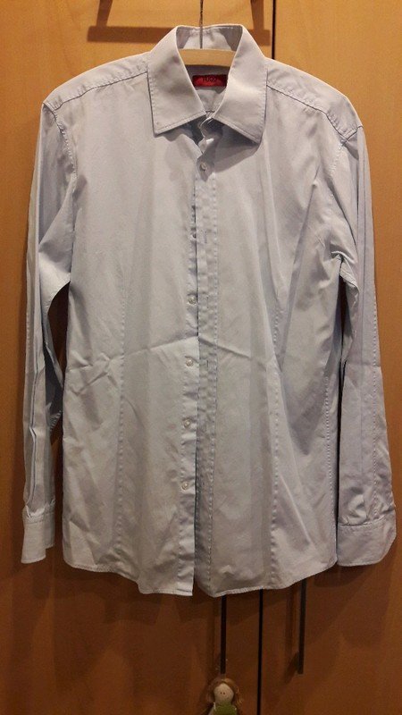 Hellblaues Hemd von Hugo Boss