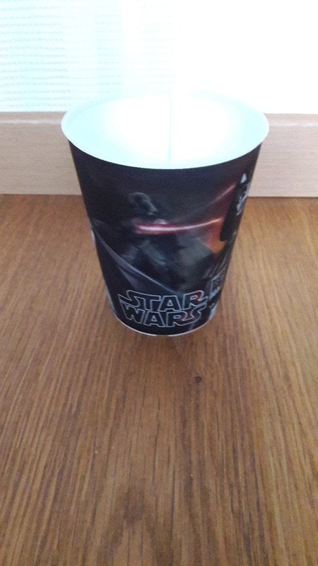 StarWars Plastik Sammelbecher mit 3D-Effekt