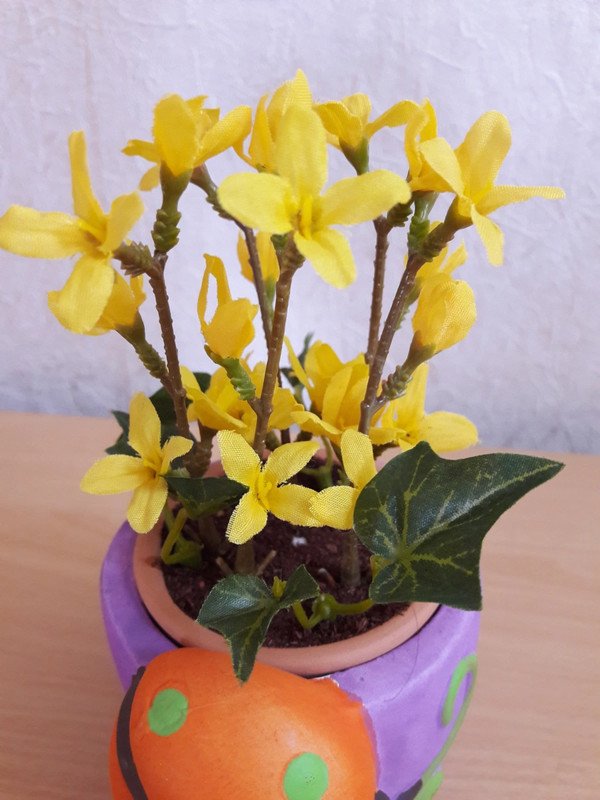 Tischdeko Blume Forsythie