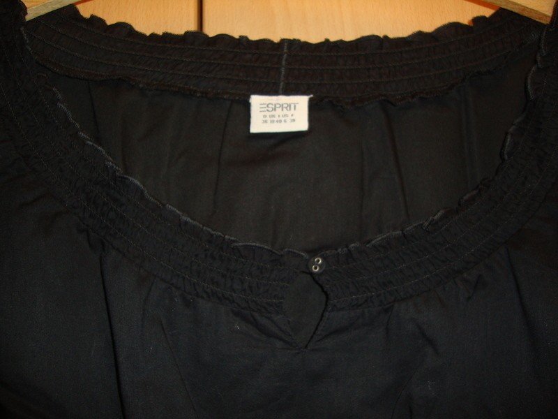 schwarzes Sommerkleid von Esprit