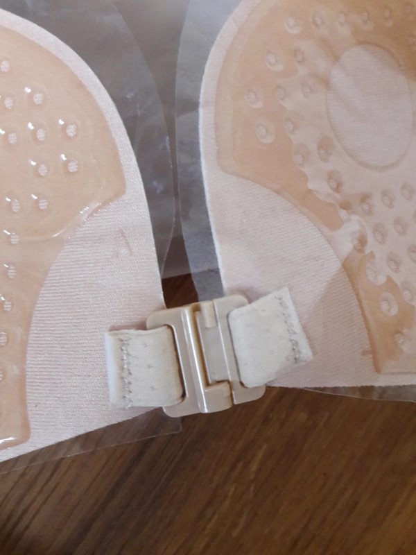 Neu 2er Set BH Selbstklebend Schwarz Hautfarben Cup A