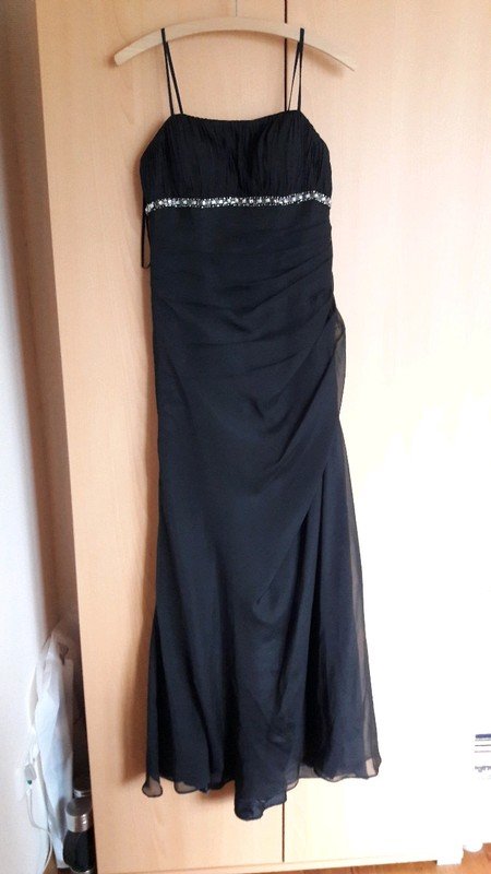 Chiffon Abendkleid in schwarz von Miranda Modelle Hochzeit